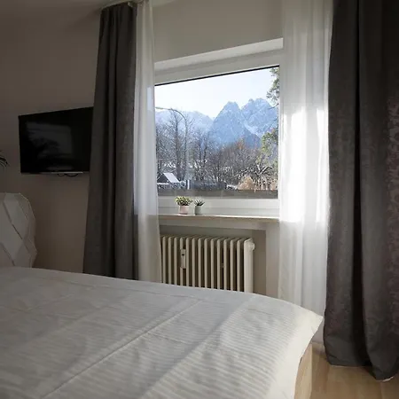 Wake Up At The Top Of The Mountains Apartment Garmisch-Partenkirchen